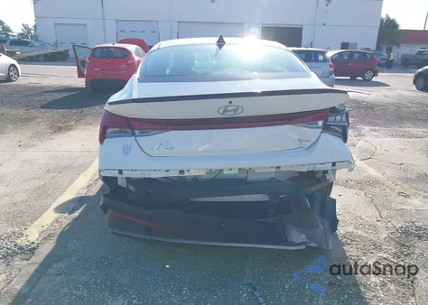 2025 Hyundai Elantra Hybrid Sel Sport z USA, uszkodzony, nr VIN KMHLM4DJXSU123355